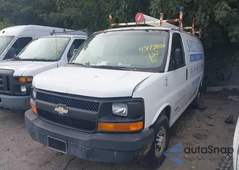2005 Chevrolet Express G2500 z USA, uszkodzony, nr VIN 1GCGG25V151133071